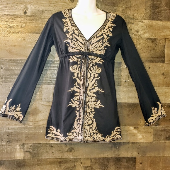 Lucky Brand Tops - Lucky Brand sz S embroidered tunic top